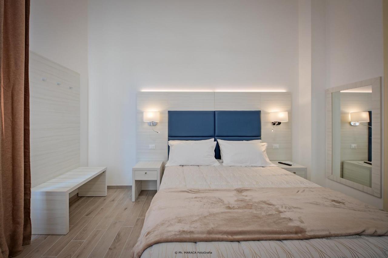 Hotiday Room Collection - Lecce Gianmarti Suite Екстериор снимка