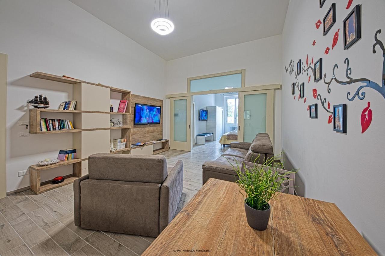Hotiday Room Collection - Lecce Gianmarti Suite Екстериор снимка