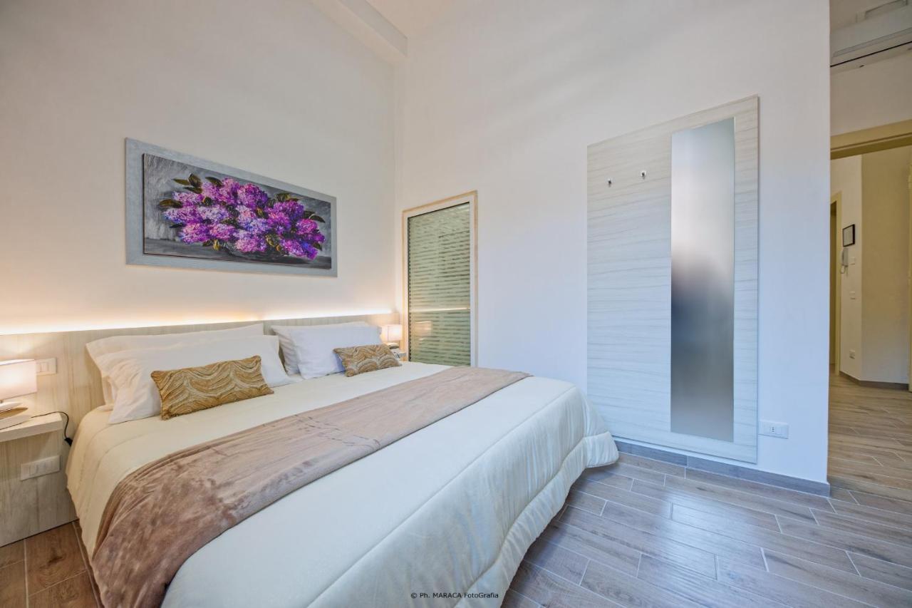 Hotiday Room Collection - Lecce Gianmarti Suite Екстериор снимка